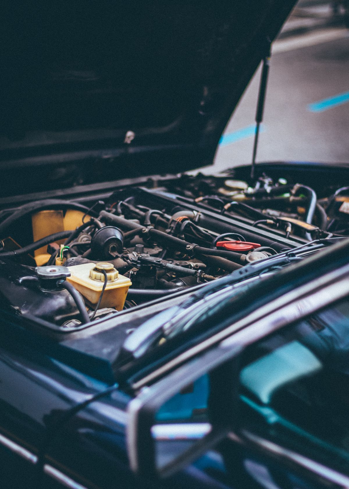 Auto service technician
